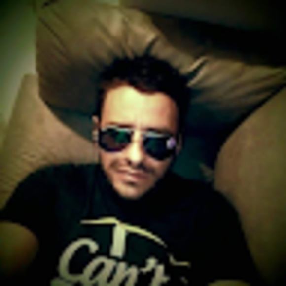 Meet your Posher, Cory - Picture 1 of 1